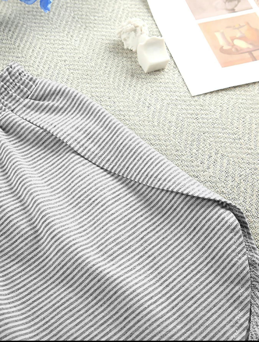 Conjunto de dos piezas para mujer con rayas y corte relajado – JUDINA