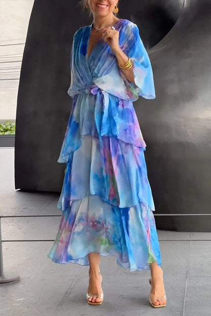 Vestido largo cruzado con capas y escote en pico para invitada de boda – SELENE