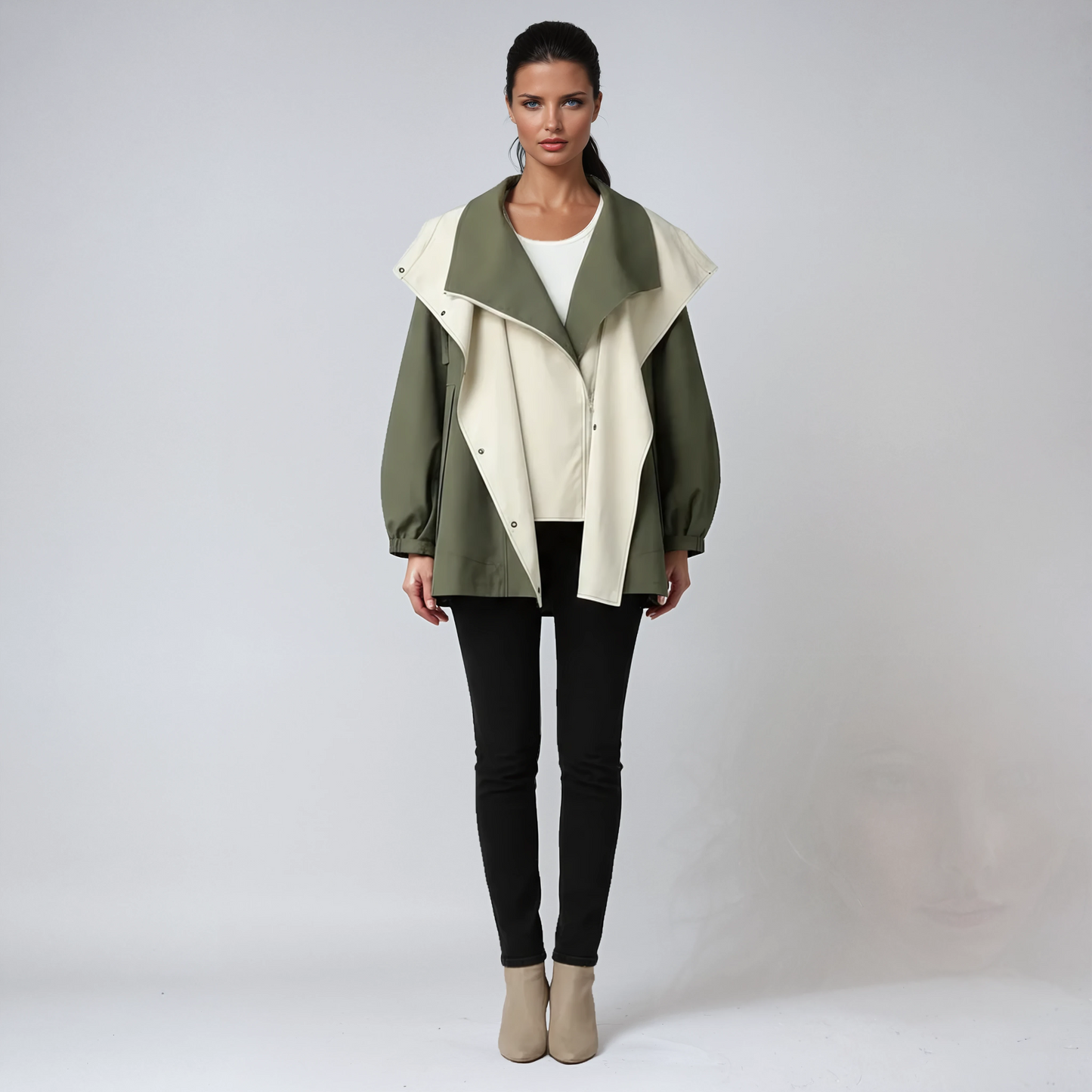 CLARINA – Chubasquero de mujer con cremallera alta y diseño ligero