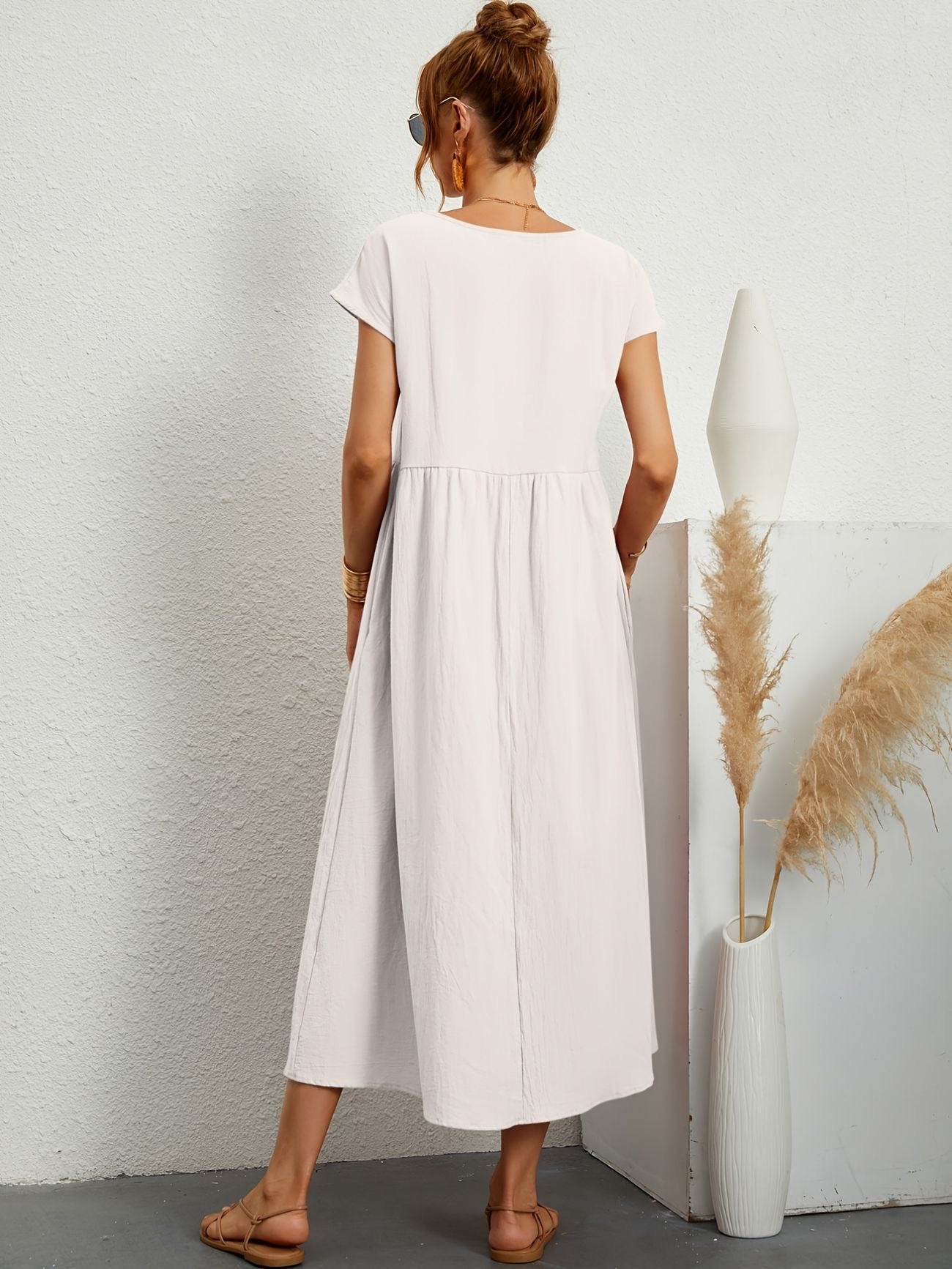 Vestido de lino elegante para mujer con corte relajado – GRETA