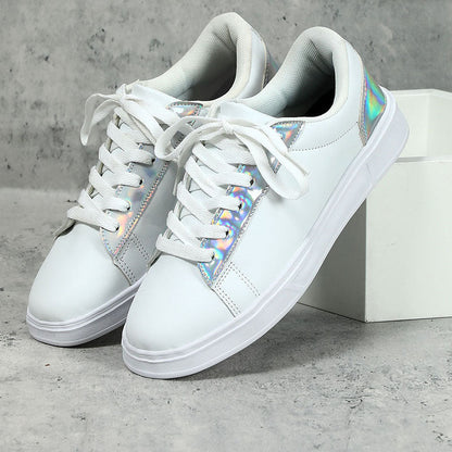 Zapatillas bajas de mujer con detalles en contraste – BERIT ISABELLE