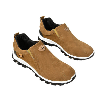 Zapatos slip-on de hombre con suela de agarre – ZINAIDA