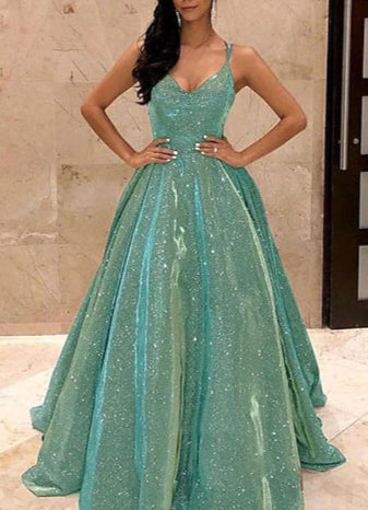 Vestido de noche con brillo y escote profundo en V – RUBI