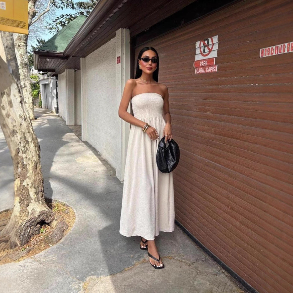 Vestido palabra de honor con cuerpo fruncido y largo midi – ELIA