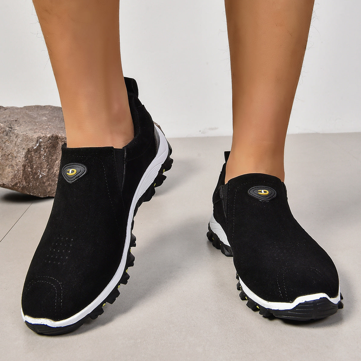 Zapatos slip-on de hombre con suela de agarre – ZINAIDA