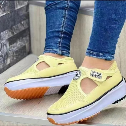Zapatillas deportivas de mujer con plataforma y laterales abiertos – ELOISA