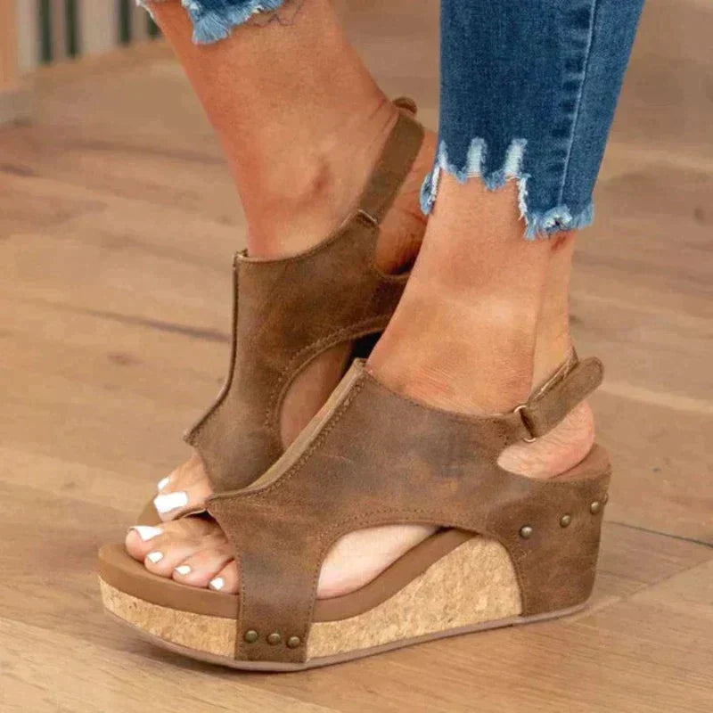 Sandalias de cuña con punta abierta y ajuste cómodo para mujer – LINA