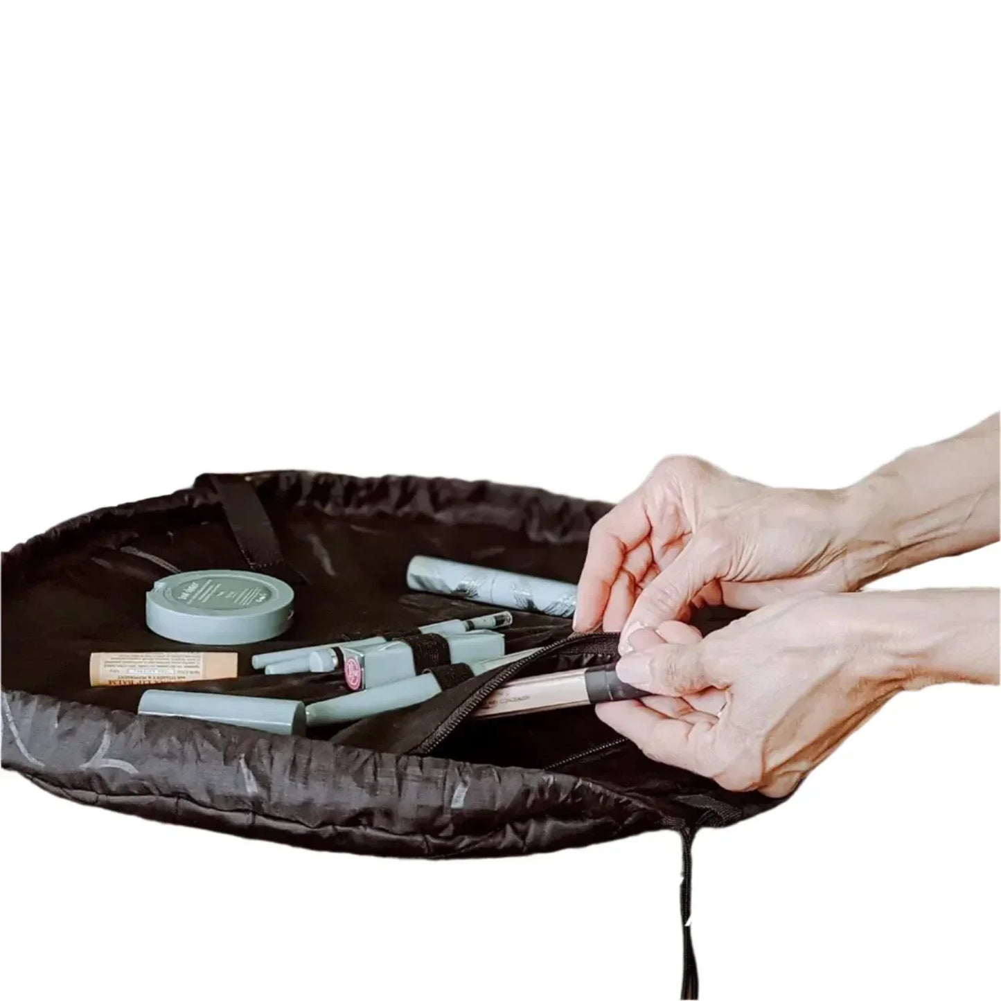 Bolsa de maquillaje con diseño elegante y apertura rápida – LAYLA