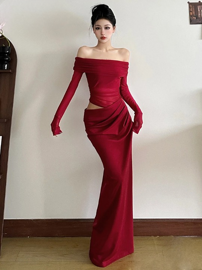 Vestido con hombros descubiertos y detalles de malla – ARLA