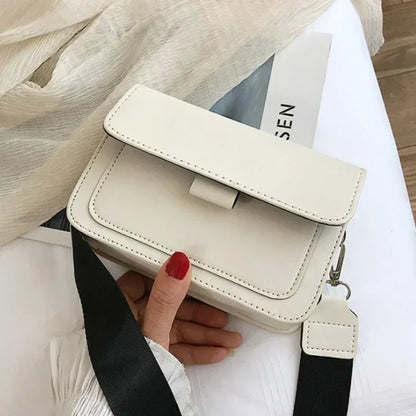 KRYSTAL - Bolso moderno con diseño estructurado para mujer