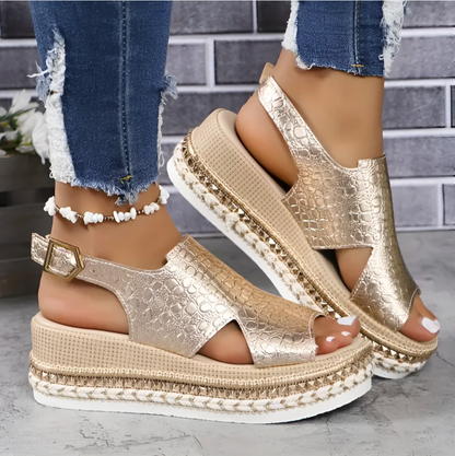 Sandalias de plataforma para mujer con textura reptil y puntera abierta – JOVALIA