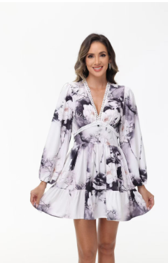 Vestido romántico con estampado floral y corte fluido – NOÉLIA