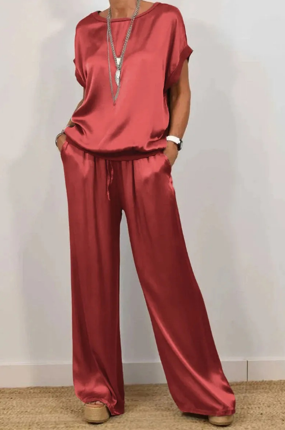 Conjunto satinado de dos piezas con top y pantalón – ZARELLE