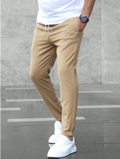 Pantalón deportivo para hombre con corte ajustado y estilo urbano – FERANOX