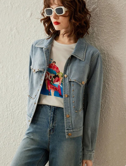 Chaqueta vaquera corta de mujer con tachuelas – LUCINDA