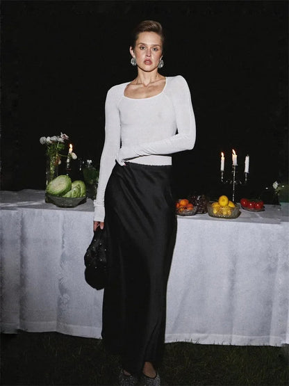 Falda larga de mujer con corte estilizado y caída fluida – KAROLINE