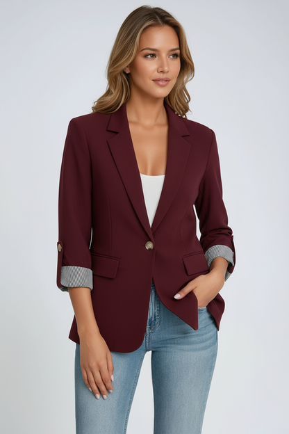 Blazer de mujer con corte clásico y detalle en la manga – SOPHIRA