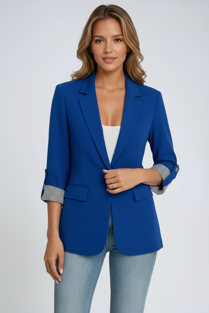 Blazer de mujer con corte clásico y detalle en la manga – SOPHIRA