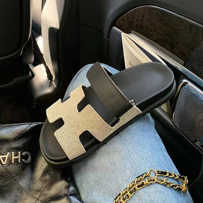 Sandalias Gladiadoras Elegantes con Cierre de Velcro Ajustable para Damas – HIRA