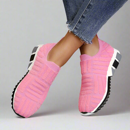 Zapatillas deportivas modernas para mujer con suela gruesa – LUNARIA