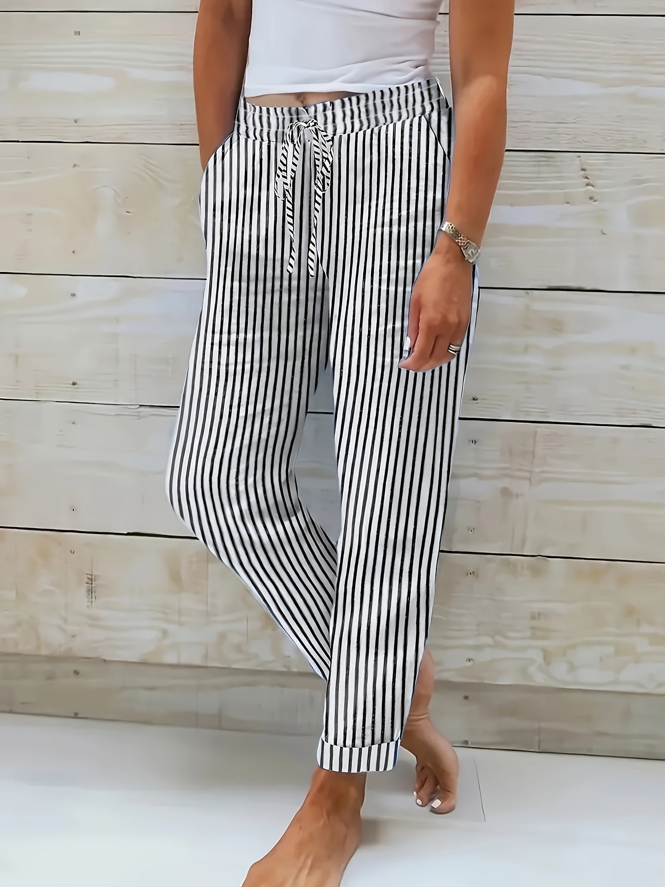 Pantalón fluido con cintura elástica y estampado de rayas – LINA