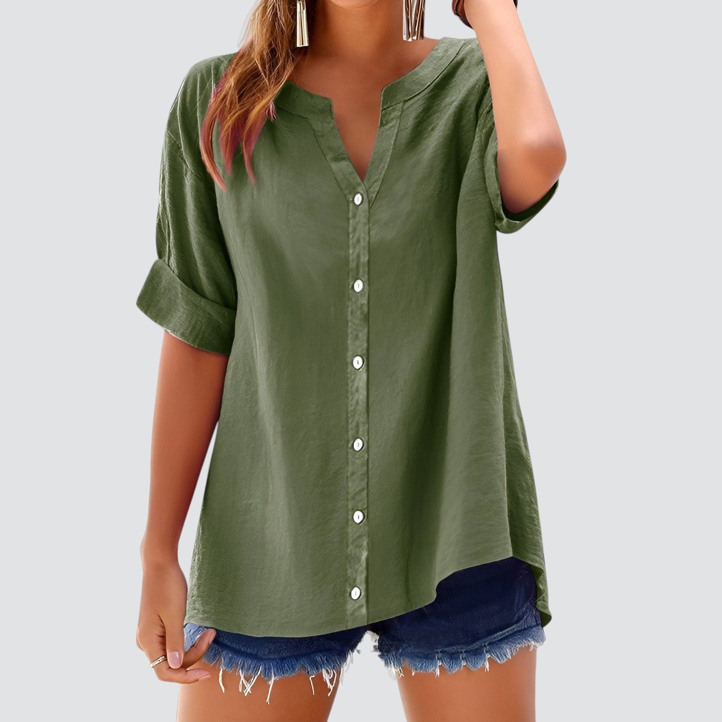Blusa de mujer con escote en V y botones – HANNELIE