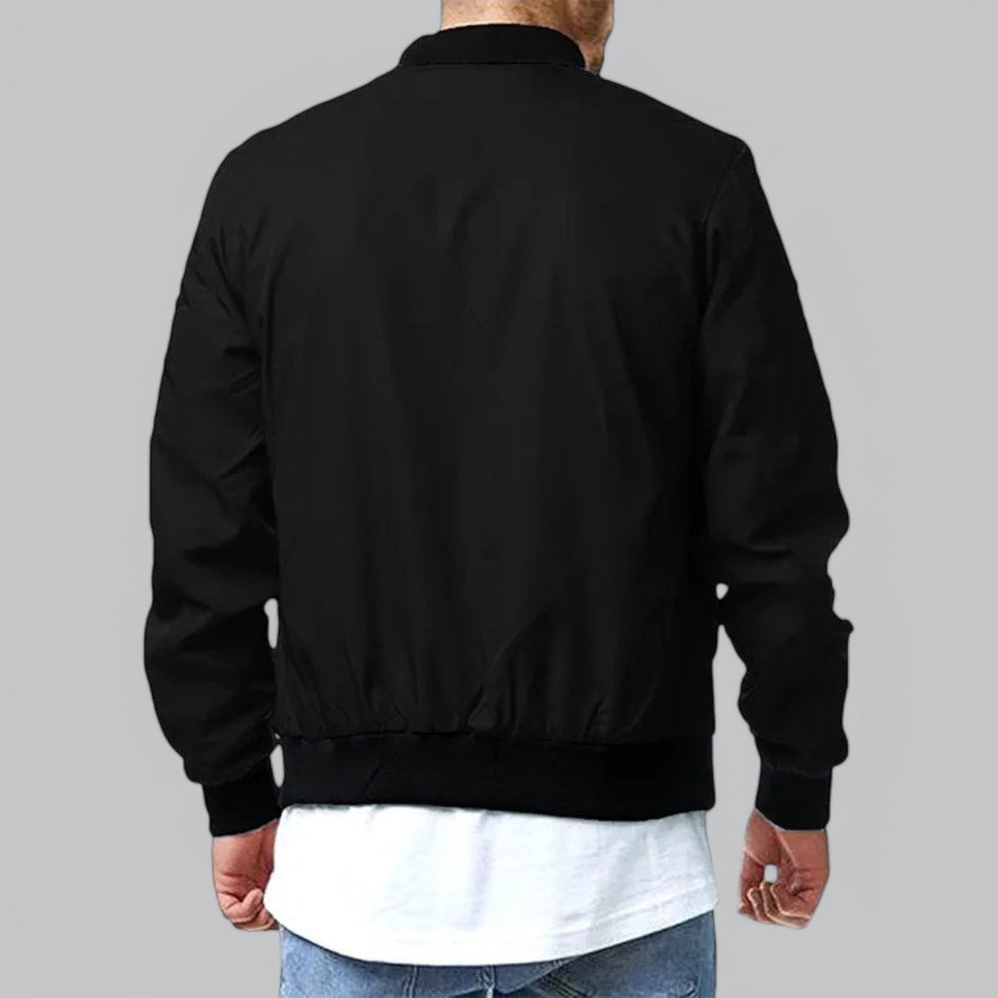 Cazadora bomber para hombre con diseño estructurado y acabado limpio – NÉVALIS