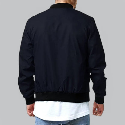 Cazadora bomber para hombre con diseño estructurado y acabado limpio – NÉVALIS