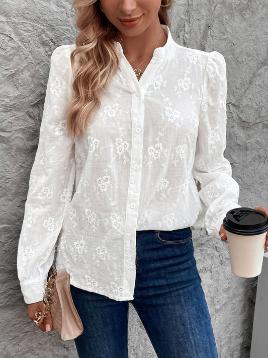 Blusa femenina con detalles elegantes y corte fluido – SOFÍA