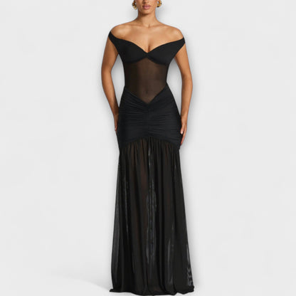 Vestido de noche con hombros descubiertos y abertura lateral – PRISILA