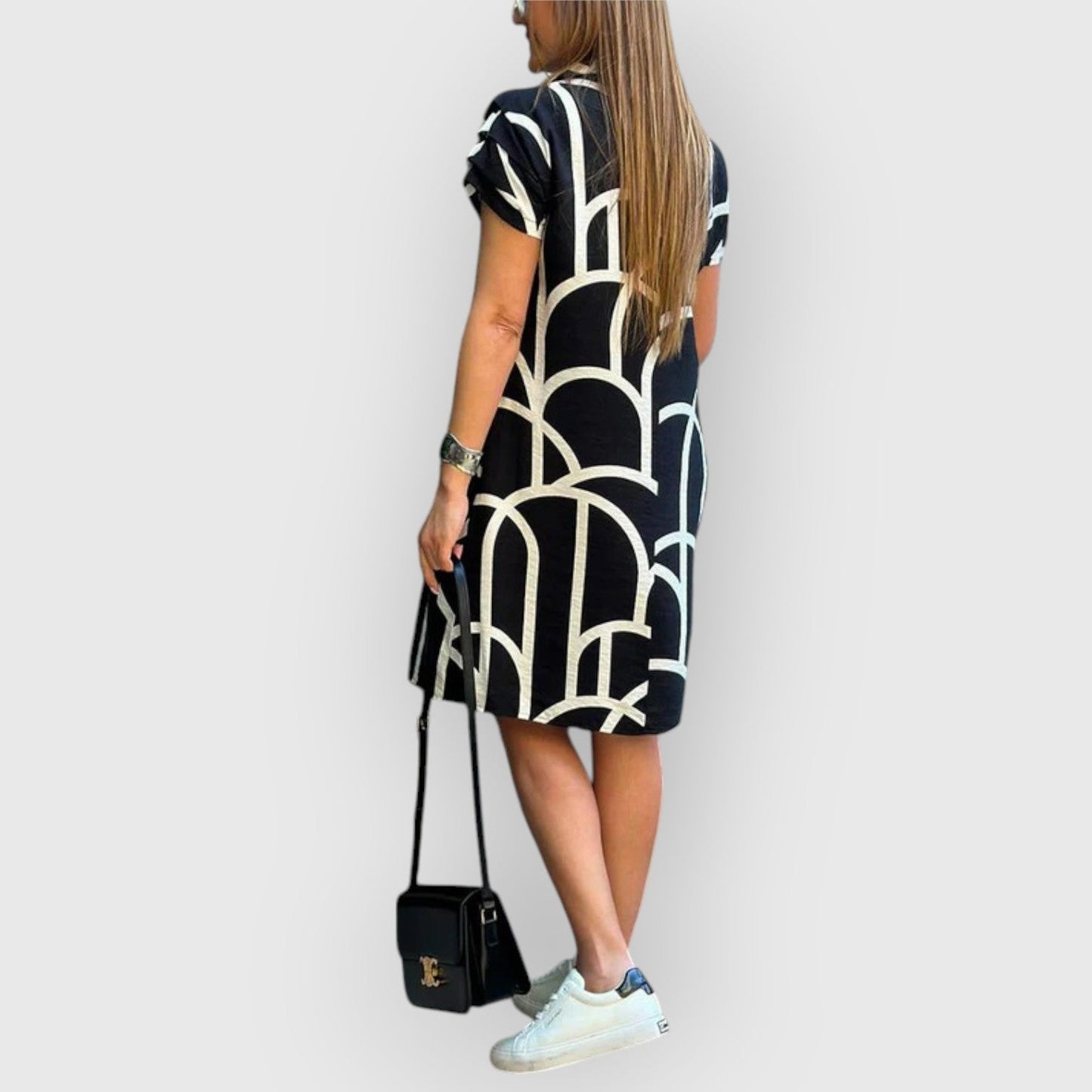 Vestido recto de mujer con cuello polo y manga corta – BLANCA