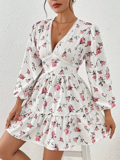Vestido romántico con estampado floral y corte fluido – NOÉLIA