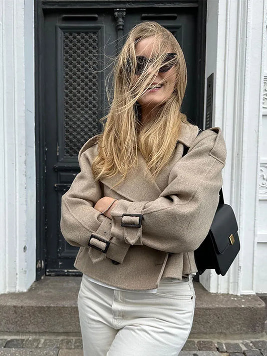 RIA – Chaqueta corta tipo gabardina para mujer