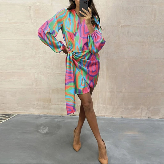 Vestido cruzado de mujer con mangas largas y cinturón – ZAYLIA