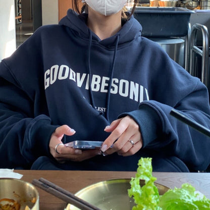 GOOD VIBES – Sudadera oversize con capucha para mujer