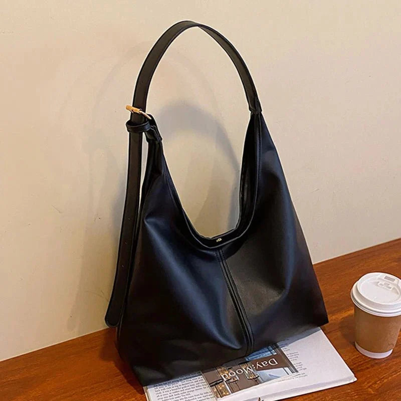 Bolso de hombro para mujer con diseño atemporal y amplio interior – LEYNA