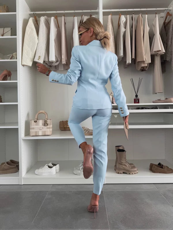 Conjunto de dos piezas para mujer con blazer entallado y pantalón – AMÉLIA RoseSuit