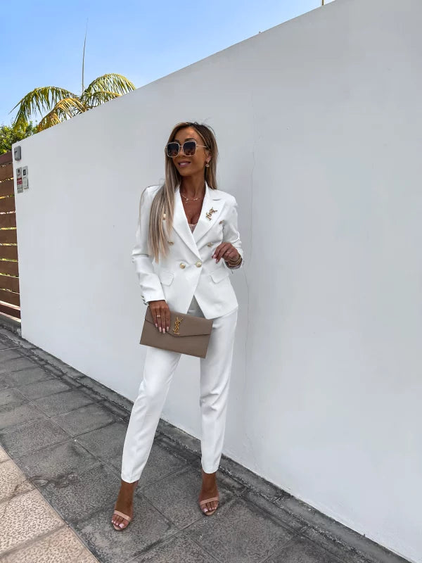 Conjunto de dos piezas para mujer con blazer entallado y pantalón – AMÉLIA RoseSuit