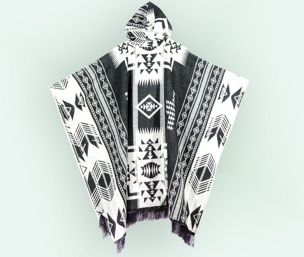 Poncho de Alpaca Artesanal – INTI RAYMI - Nina Toledo