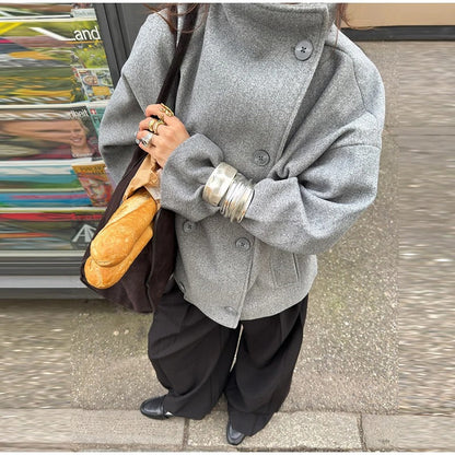 Abrigo de mujer mezcla de lana con cuello alto y botones – ELIANE