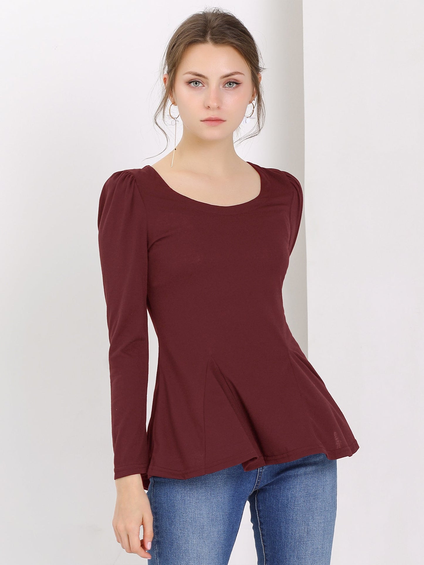 Camiseta básica de mujer con manga larga y cuello redondo – MILARA