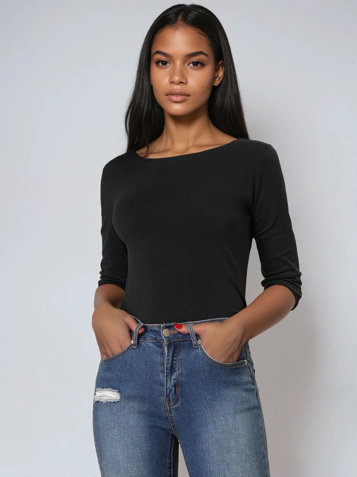 Camiseta de mujer con manga 3/4 y cuello redondo – LUNARA