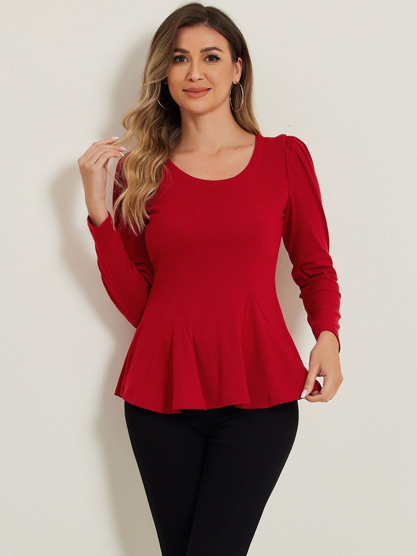 Camiseta básica de mujer con manga larga y cuello redondo – MILARA